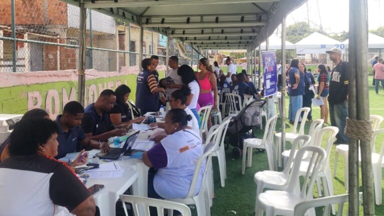 Mutirão de serviços em Manguinhos